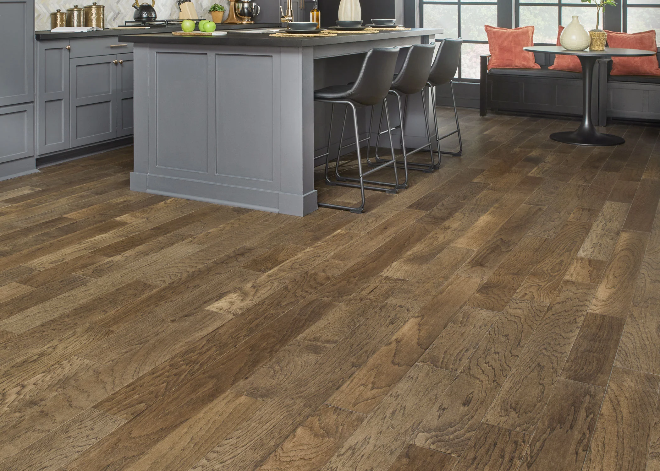 3/8 in. Shadow Valley Hickory Quick Click Prefinished Engineered Hardwood Flooring 5.38 in. Wide - Image 3