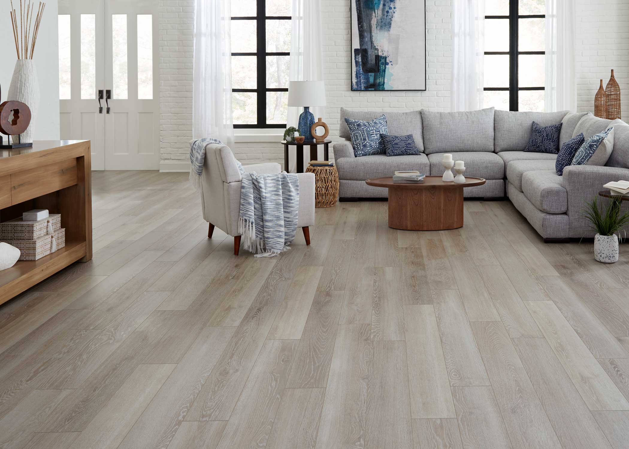 8mm w/pad Fox Hill Oak Water-Resistant Hybrid Resilient Flooring 6.97 in. Wide x 50.79 in. Long - Image 3